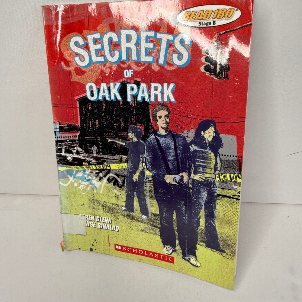 Secrets of‎ Oak Park Scholastic READ Glenn Rinaldo, Paperback